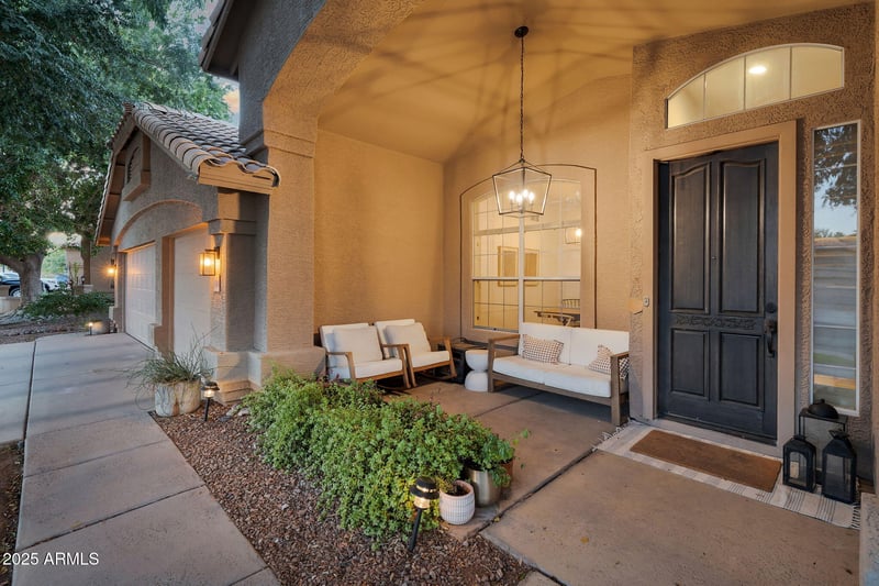 1284 Stacey Ln, Tempe, AZ 85284