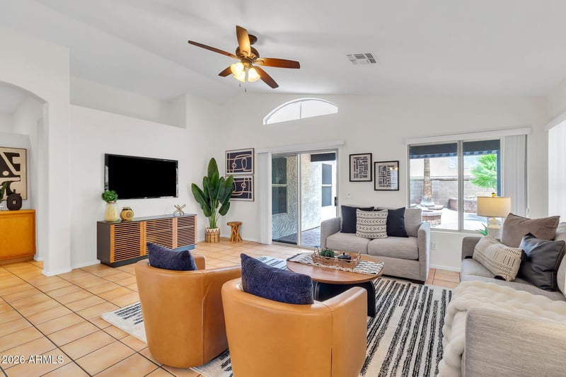 1284 Kingbird Dr, Chandler, AZ 85286