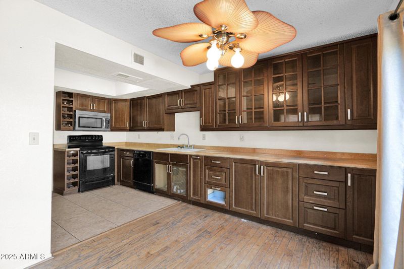 12842 S Wakial Loop, Phoenix, AZ 85044