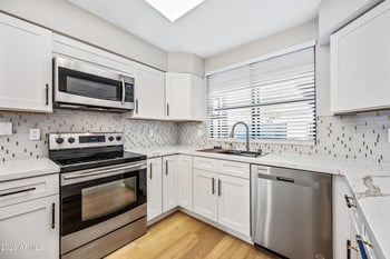 12846 50th Way, Phoenix, AZ 85044