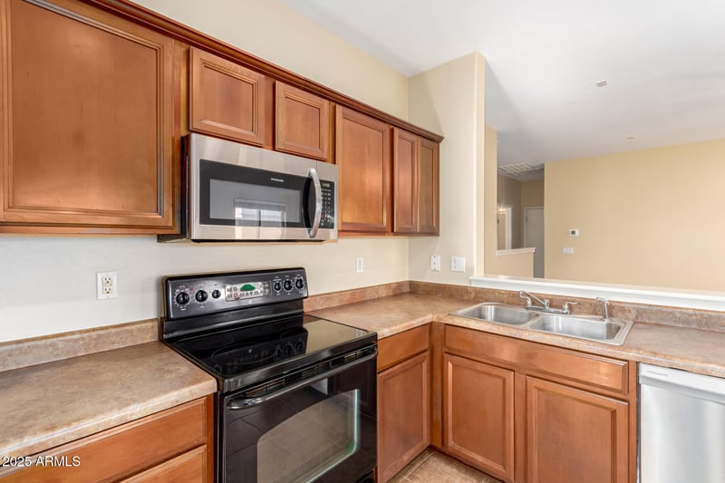 1285 Desert Springs Way, San Tan Valley, AZ 85143