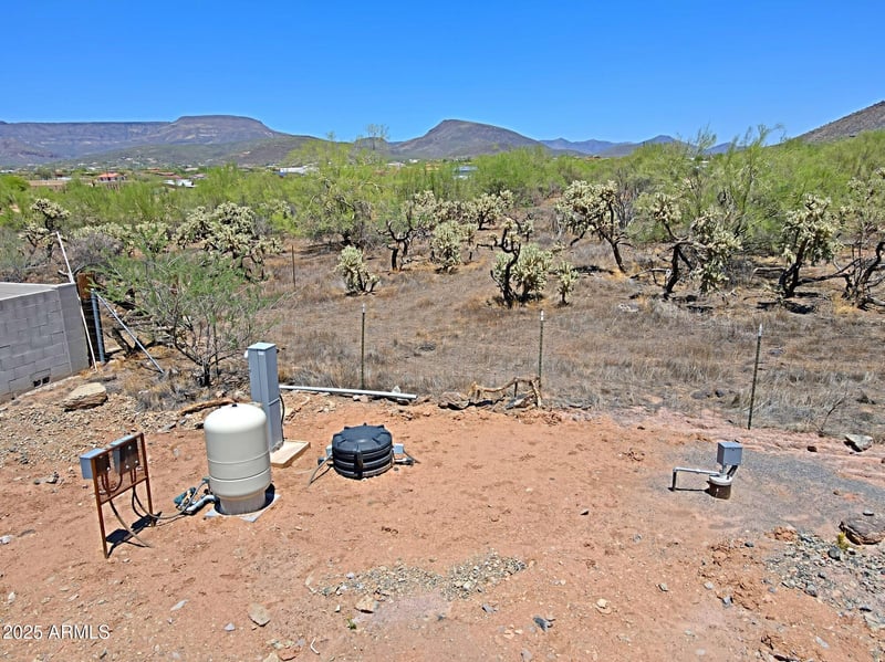 1285 Hohokam Ln #1, New River, AZ 85087