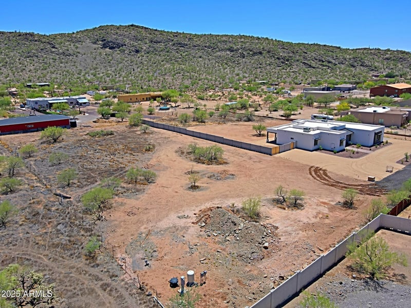 1285 Hohokam Ln #1, New River, AZ 85087