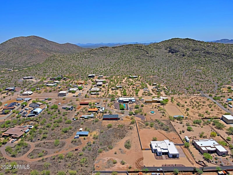 1285 Hohokam Ln #1, New River, AZ 85087
