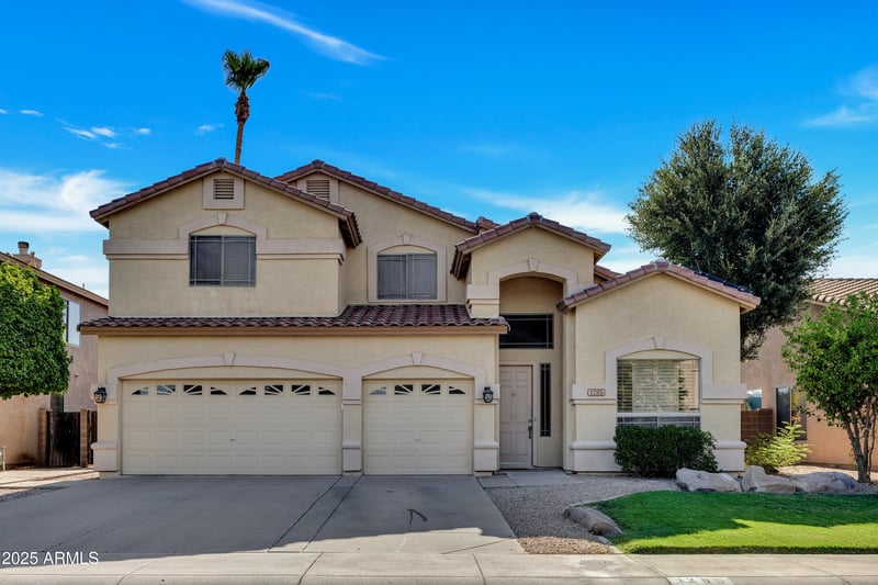 1285 Sandstone St, Gilbert, AZ 85296