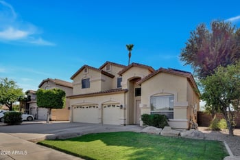 1285 Sandstone St, Gilbert, AZ 85296