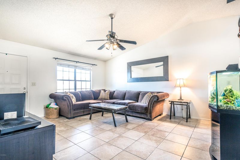 12851 S Kosh St, Phoenix, AZ 85044