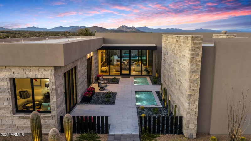 12864 Harper Dr, Scottsdale, AZ 85255