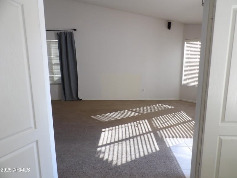 12866 Vernon Ave, Avondale, AZ 85392