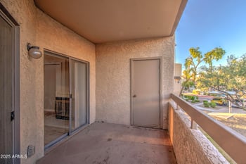1287 Alma School Rd #205, Chandler, AZ 85224