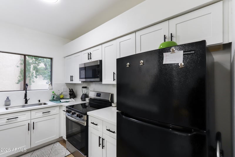 1287 Alma School Rd #206, Chandler, AZ 85224