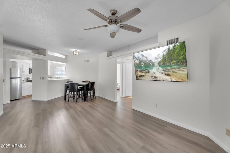 1287 Alma School Rd #210, Chandler, AZ 85224