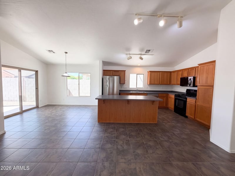 1287 E Anastasia St, San Tan Valley, AZ 85140