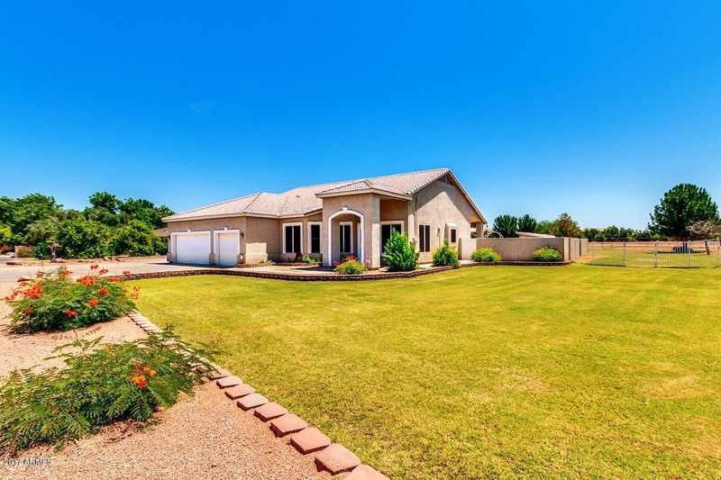 1287 S 124th St, Chandler, AZ 85286