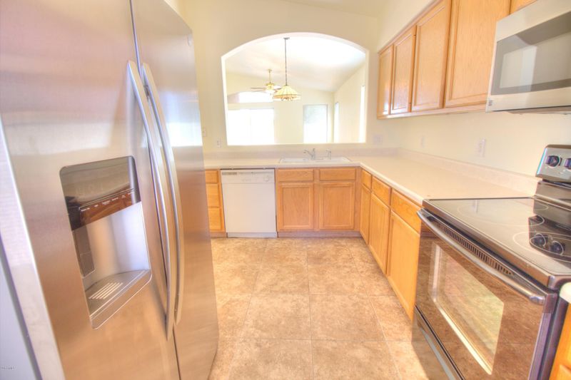 1287 S Colonial Dr, Gilbert, AZ 85296