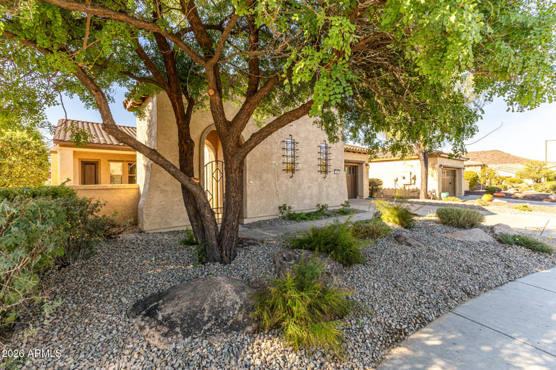 12887 Fetlock Trl, Peoria, AZ 85383
