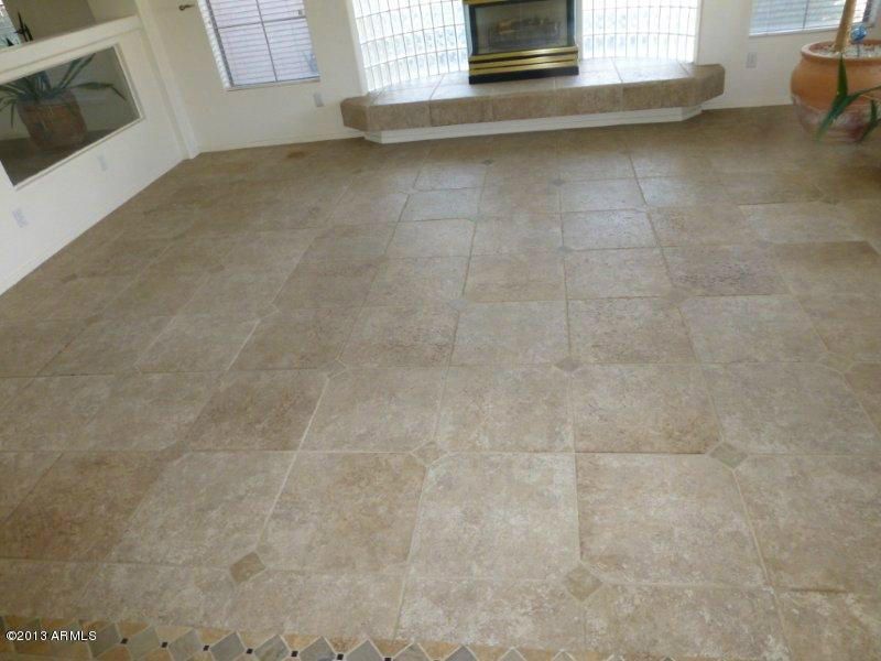 1289 E Canyon Way, Chandler, AZ 85249