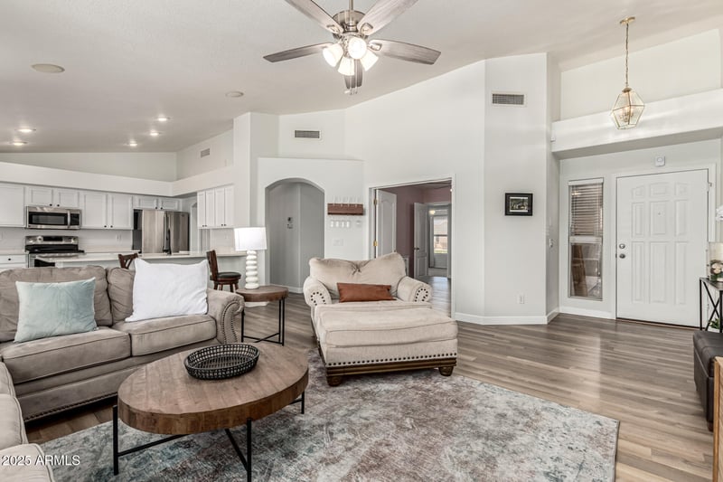 12905 Vernon Ave, Avondale, AZ 85392