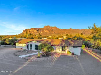 1291 Red Rock Ct, Apache Junction, AZ 85119