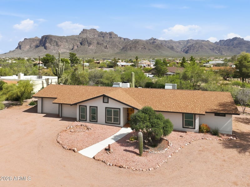 1291 Red Rock Ct, Apache Junction, AZ 85119