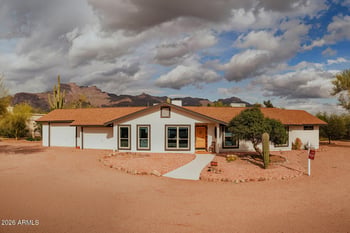 1291 Red Rock Ct, Apache Junction, AZ 85119