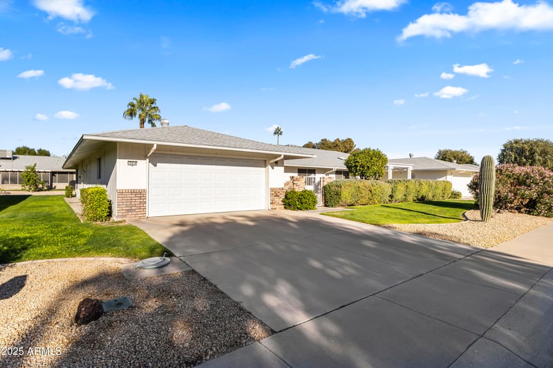 12910 Maplewood Dr, Sun City West, AZ 85375