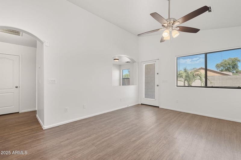 1292 Matthews Dr, San Tan Valley, AZ 85143