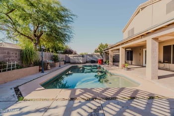 12925 Gelding Dr, El Mirage, AZ 85335