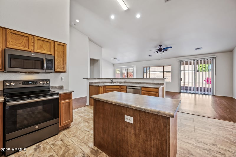 12930 Pershing St, El Mirage, AZ 85335