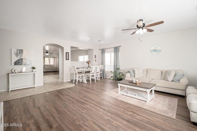 12936 Flower St, Avondale, AZ 85392
