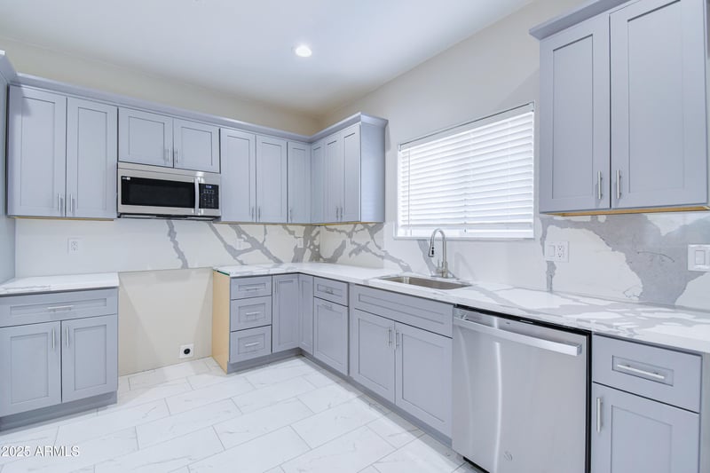 12938 Tara Ln, Surprise, AZ 85374