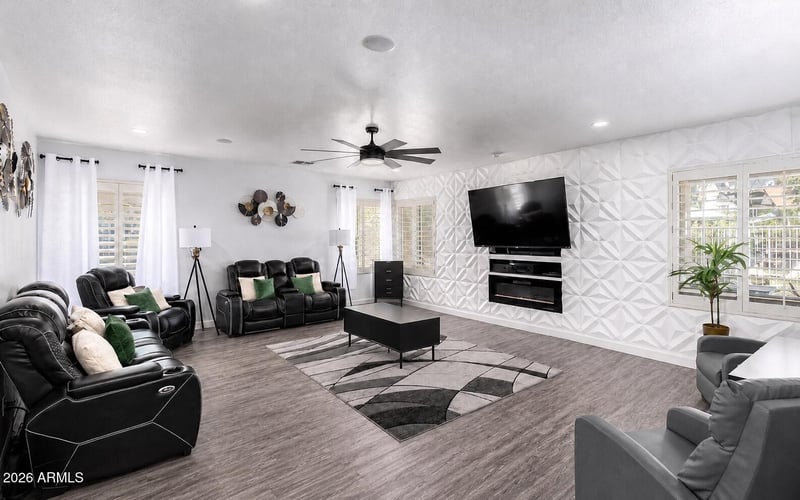 12946 Luchana Dr, Litchfield Park, AZ 85340