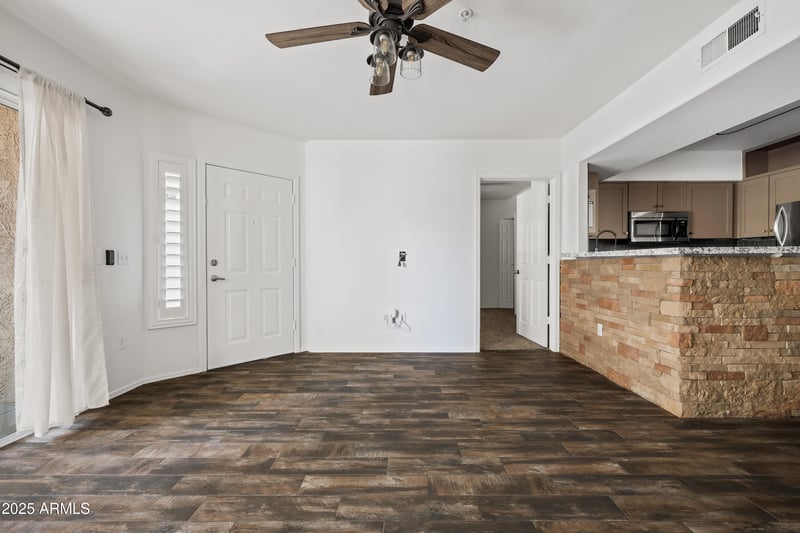 1295 N Ash St #817, Gilbert, AZ 85233