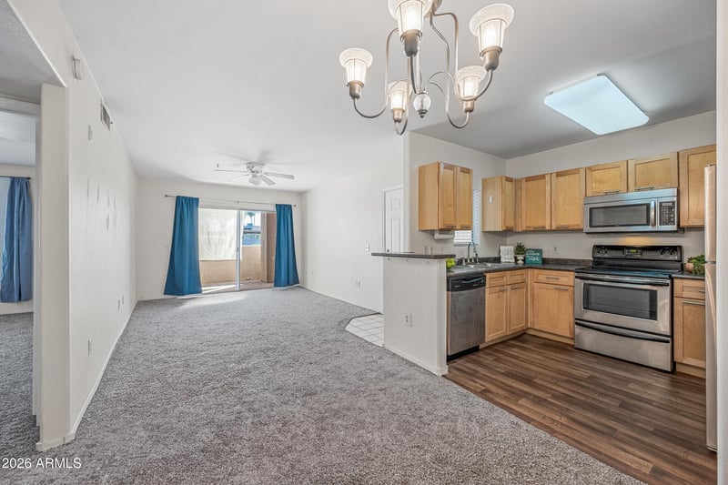 1295 Ash St #Apt 617, Gilbert, AZ 85233