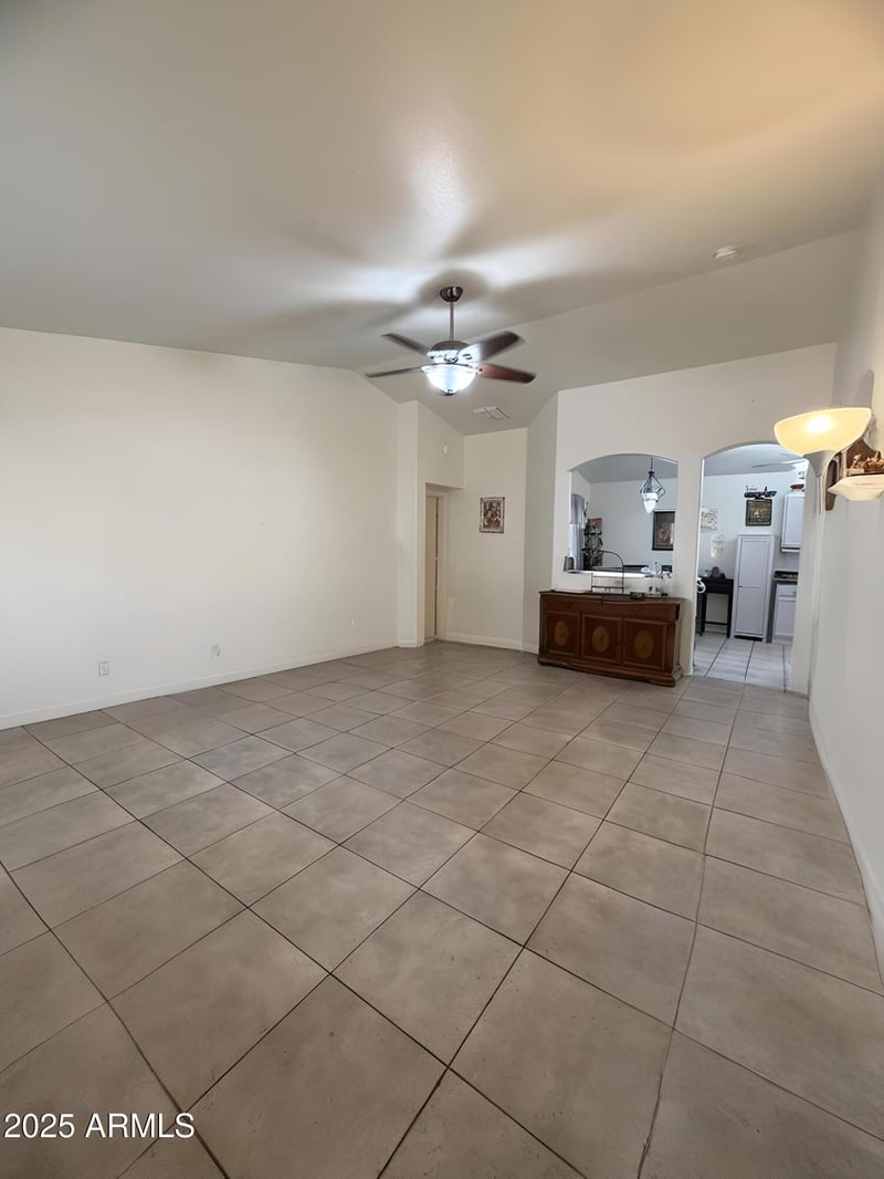 12954 Catalina Dr, Avondale, AZ 85392