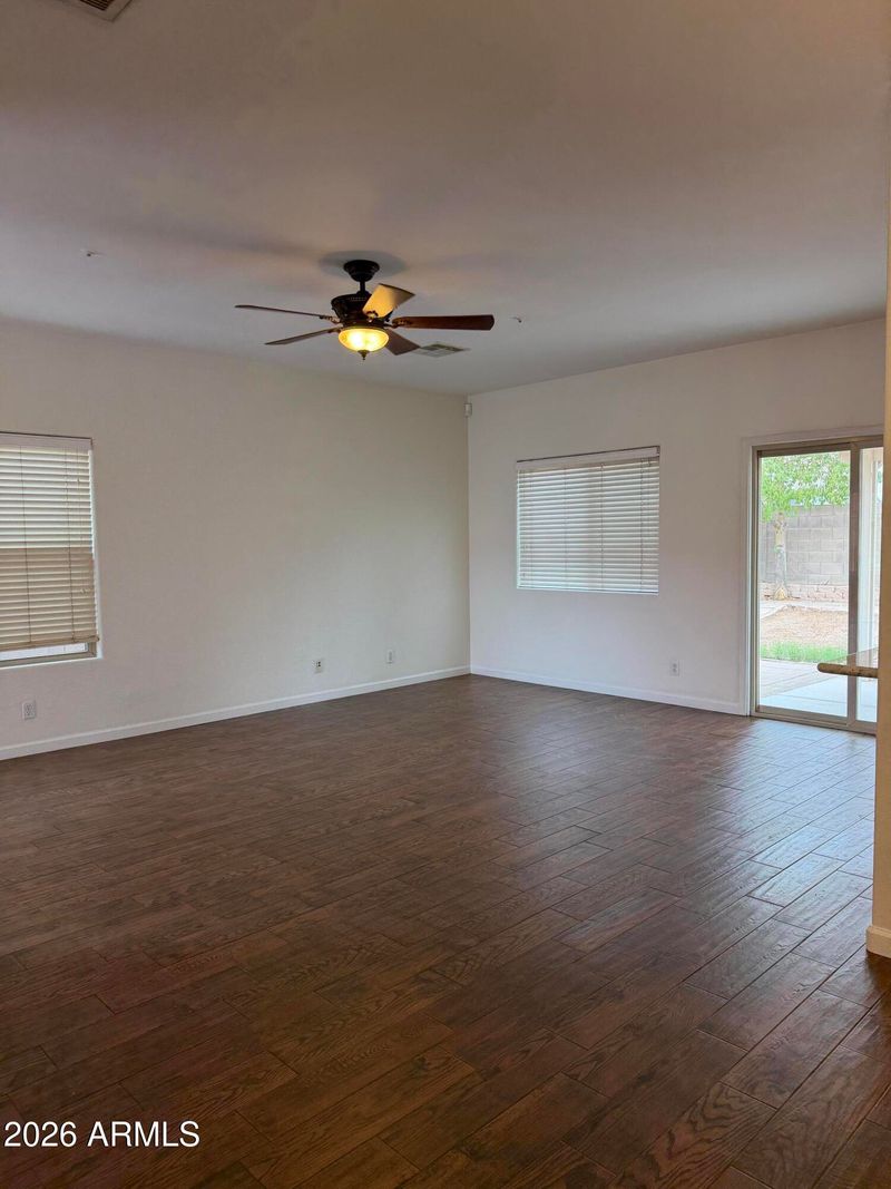 12959 N 88th Dr, Peoria, AZ 85381
