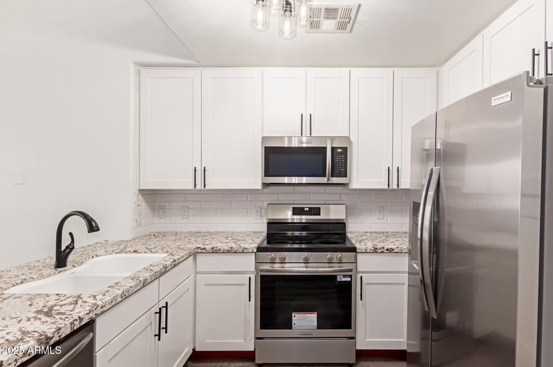 1296 Sabino Dr, Gilbert, AZ 85296
