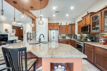 12964 Fossil Dr, Peoria, AZ 85383