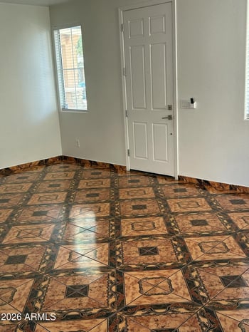 13 N 88th Ave, Tolleson, AZ 85353