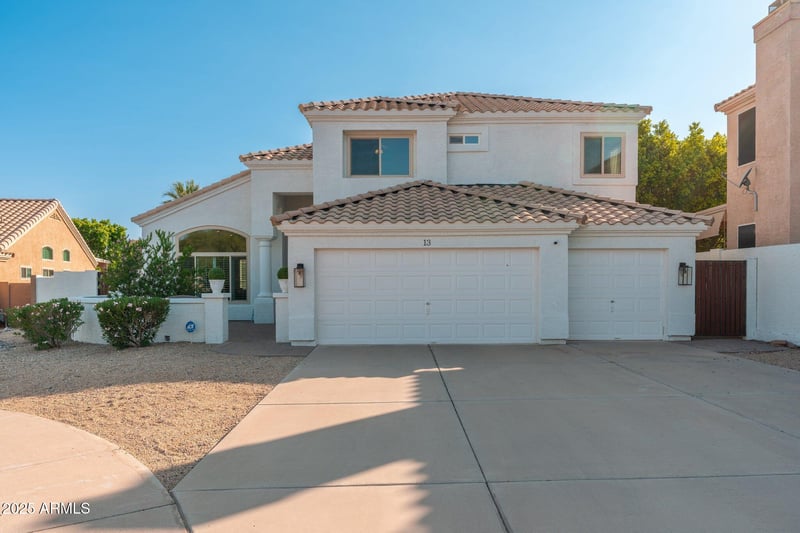 13 Silverwood Dr, Phoenix, AZ 85045