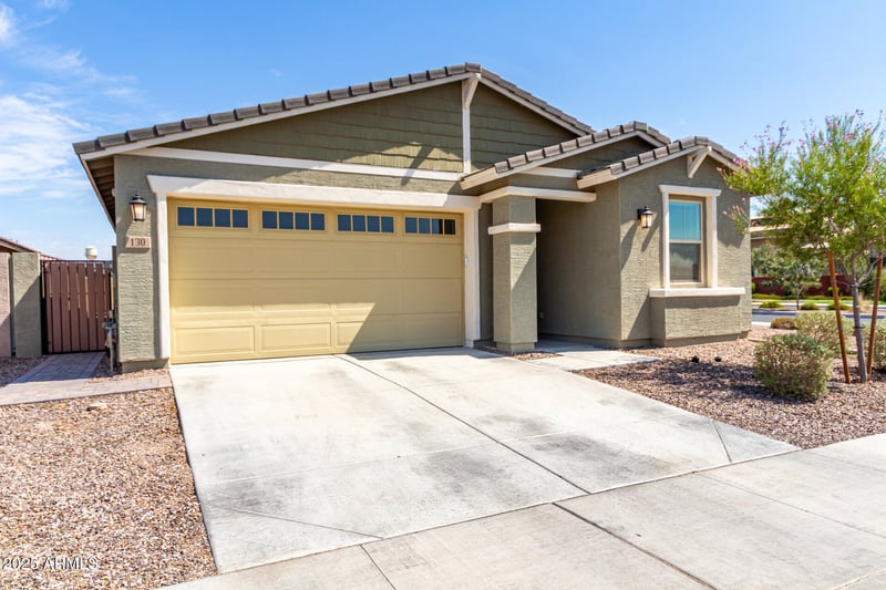 130 Elmwood Pl, Chandler, AZ 85249