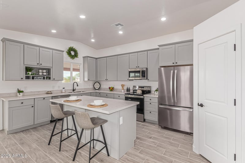 130 S 352nd Dr, Tonopah, AZ 85354