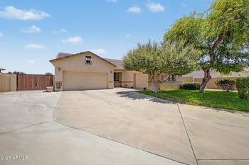 1300 Bosi Ct, San Tan Valley, AZ 85140