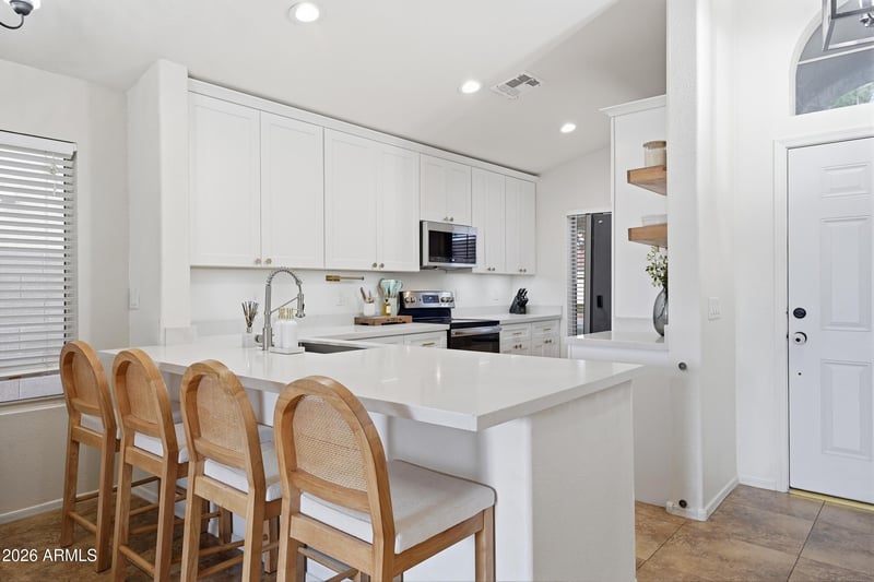 1300 Heritage Dr, Gilbert, AZ 85296