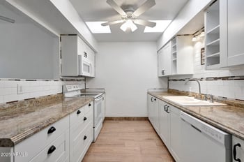 13006 100th Dr, Sun City, AZ 85351