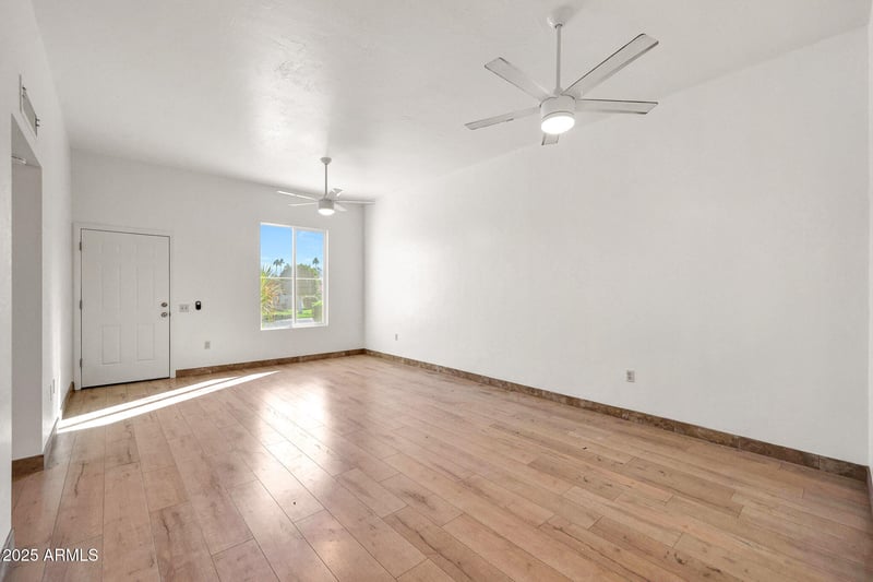 13006 100th Dr, Sun City, AZ 85351