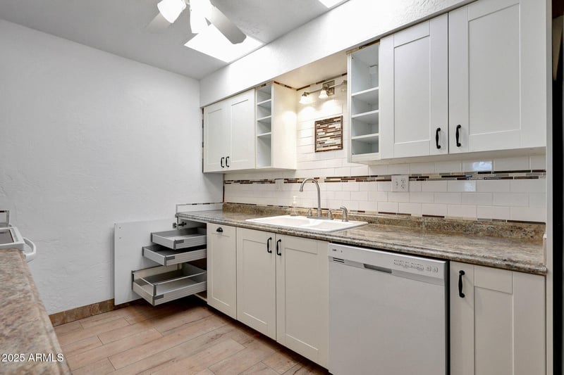 13006 100th Dr, Sun City, AZ 85351