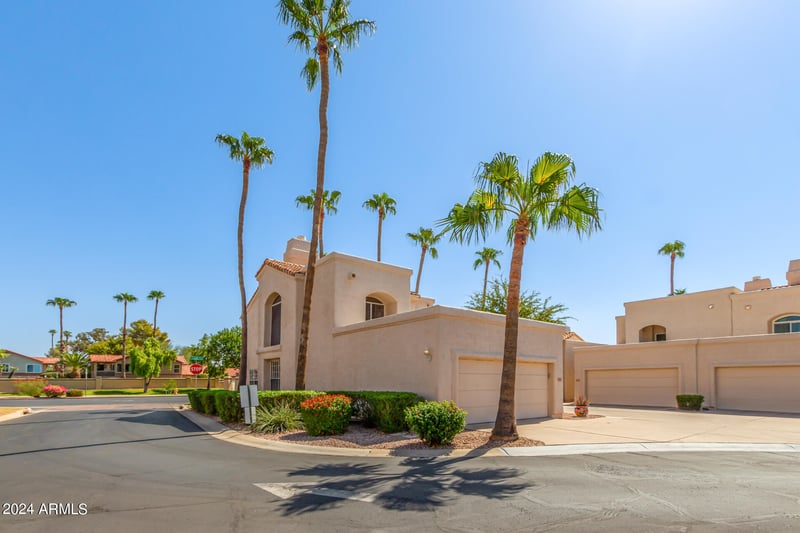 1301 Coral Reef Dr, Gilbert, AZ 85233