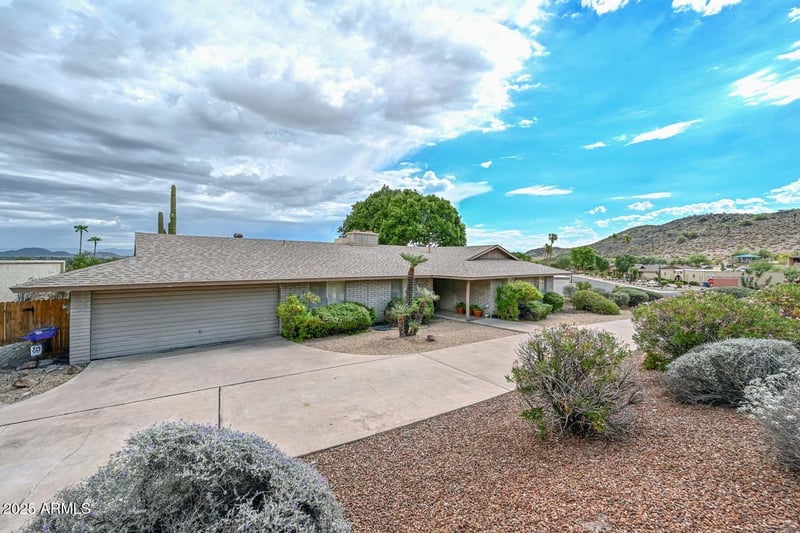 13013 Surrey Cir, Phoenix, AZ 85029