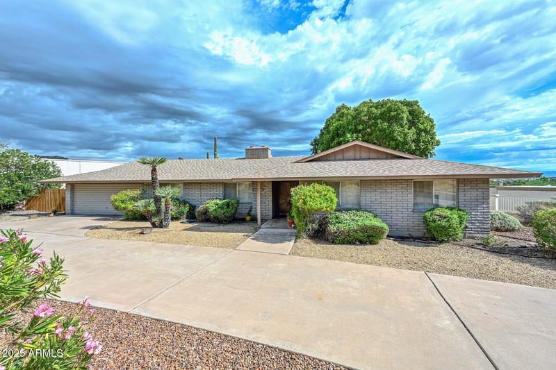 13013 Surrey Cir, Phoenix, AZ 85029